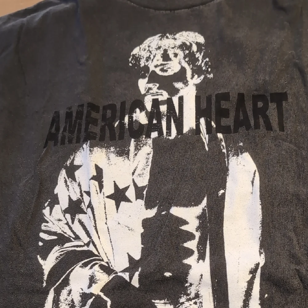 American Heart Graphic T-Shirt XXL Charcoal Black